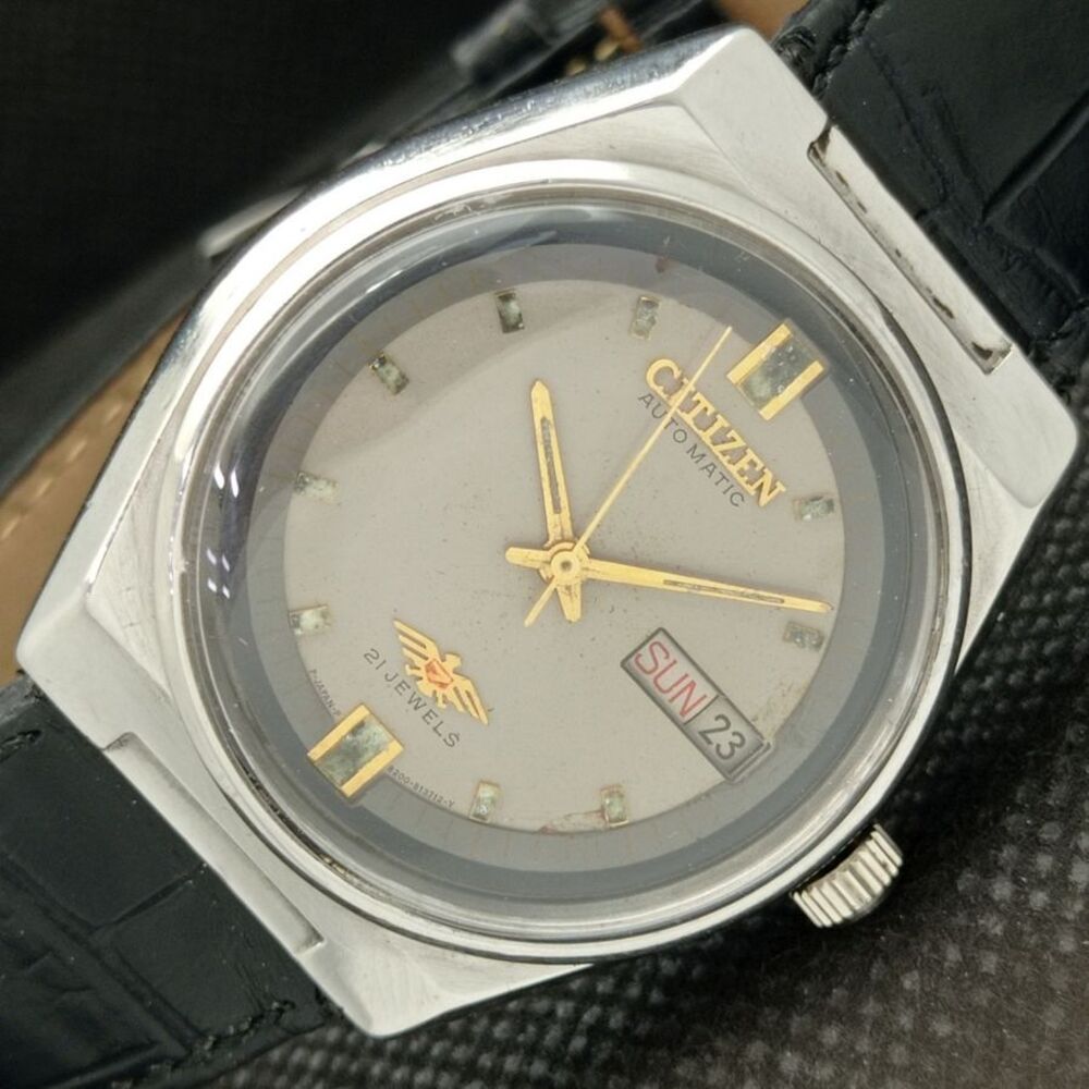 Vintage 1970 Citizen Automatic Mens Silver Watch W/daydate & Gold accents